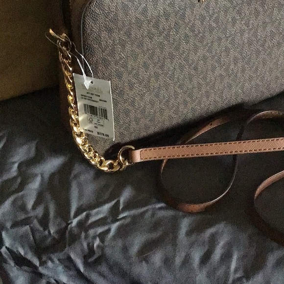 Michael Kors Jet Set Crossbody Bag - Picture 2 of 4